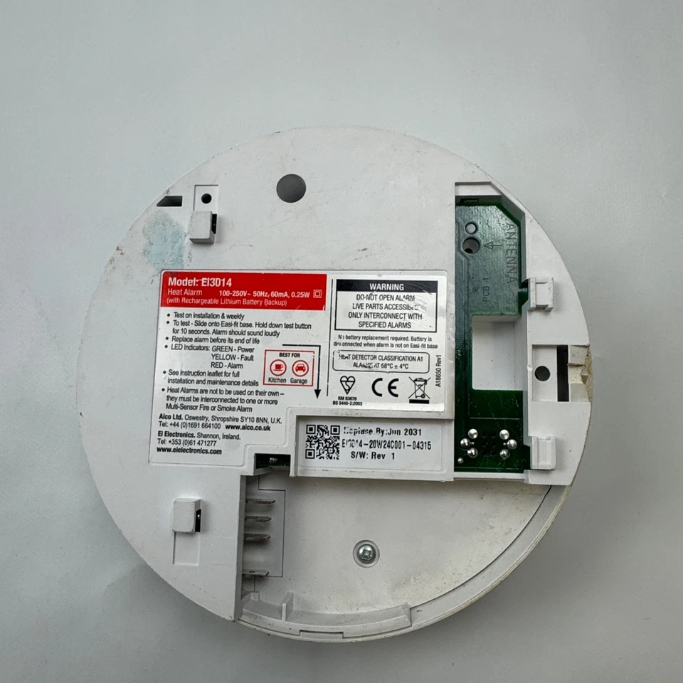 Aico Mains Heat Alarm Ei3014 with Rechargeable Backup & Easi-Fit Base - Image 3 of 4