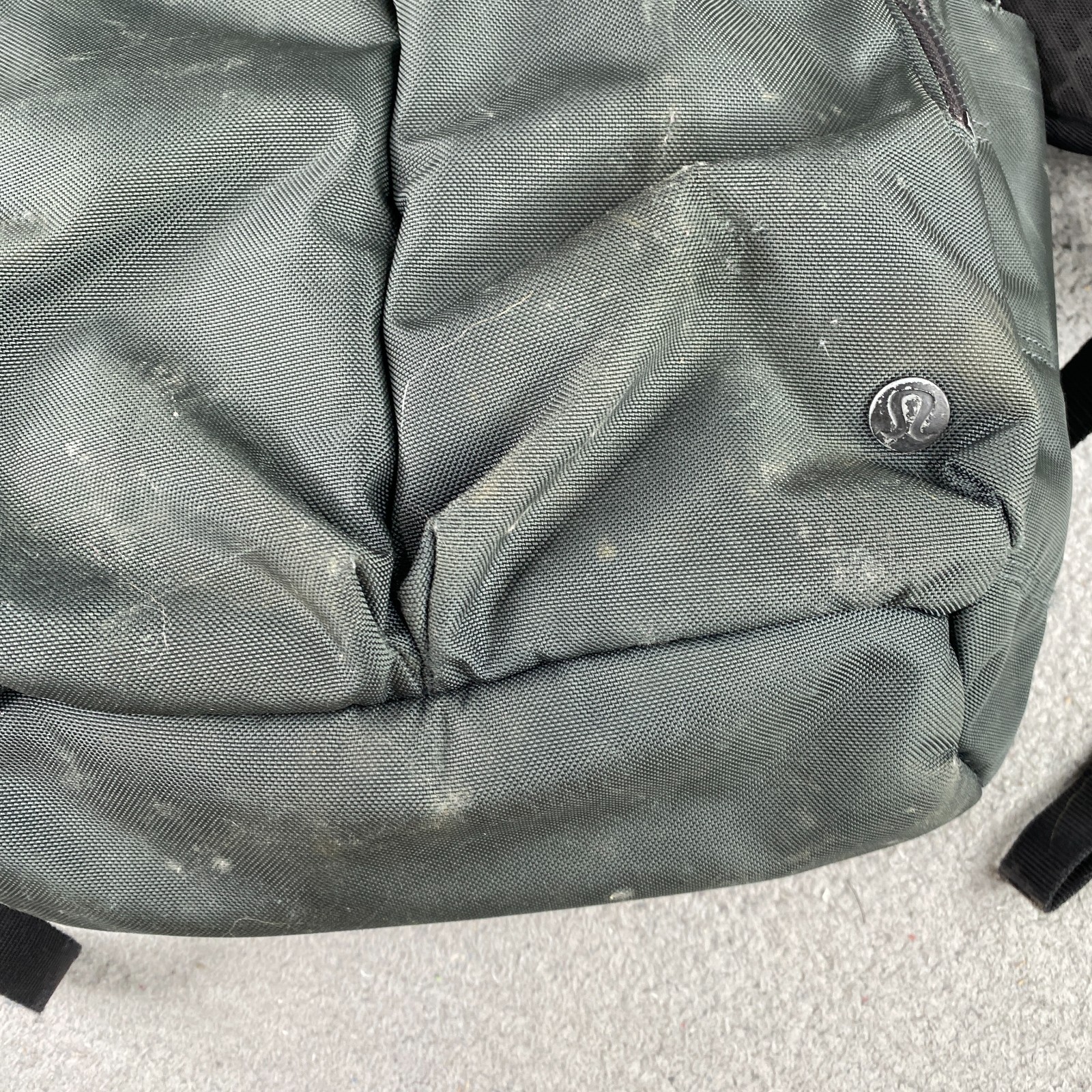 Lululemon Assert Backpack Green Canvas Adjustable… - image 3