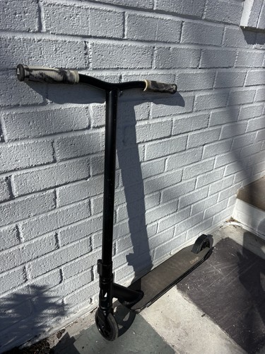 Black Abbott park scooter for sale. Rides smooth and everything is solid