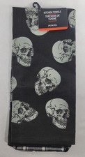 Kitchen Towels Skull & Plaid Lot Of 2 Hallowe...