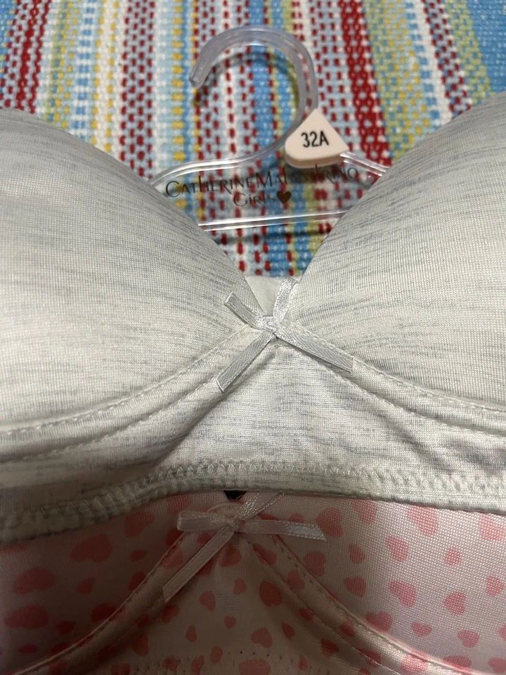 NWT 2 Catherine Malandrino Bras 32A - Image 2 of 4