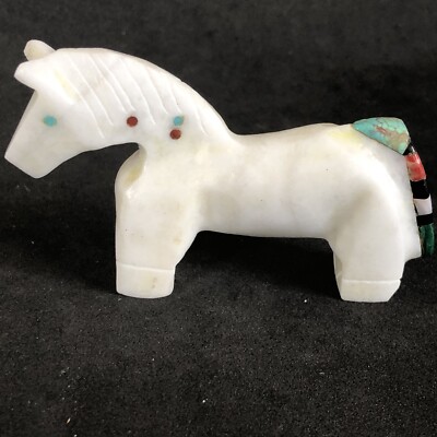 Zuni Horse Fetish   Steve Natachu W Inlaid Tail Gift Bundle White Marble 2961