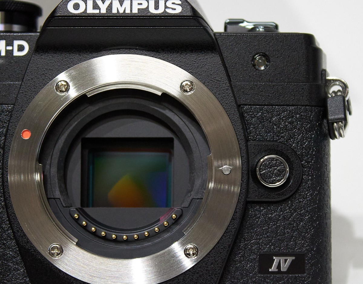 Olympus OM-D E-M10 Mark IV 20.3MP Mirrorless Camera - Black