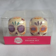 Image of Destination Holiday Sugar Skull Day Of The Dead Salt And Pepper Shakers