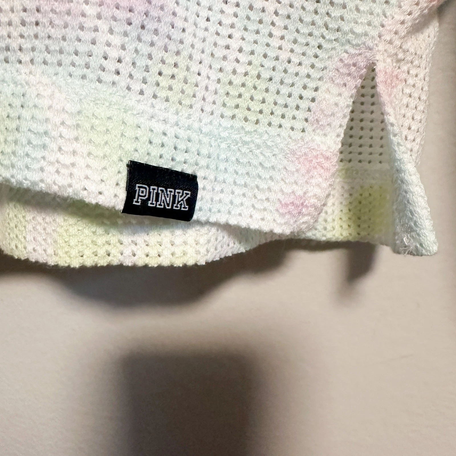 UNDERCOVER Felpa con cappuccio ROSA Victoria's Secret Jetty maglia tie dye pullover taglia L pastello arcobaleno