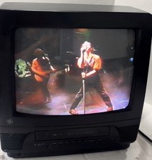 GE 13TVR60 13 CRT TV VCR Combo VHS Player Retro Gaming Tested Working