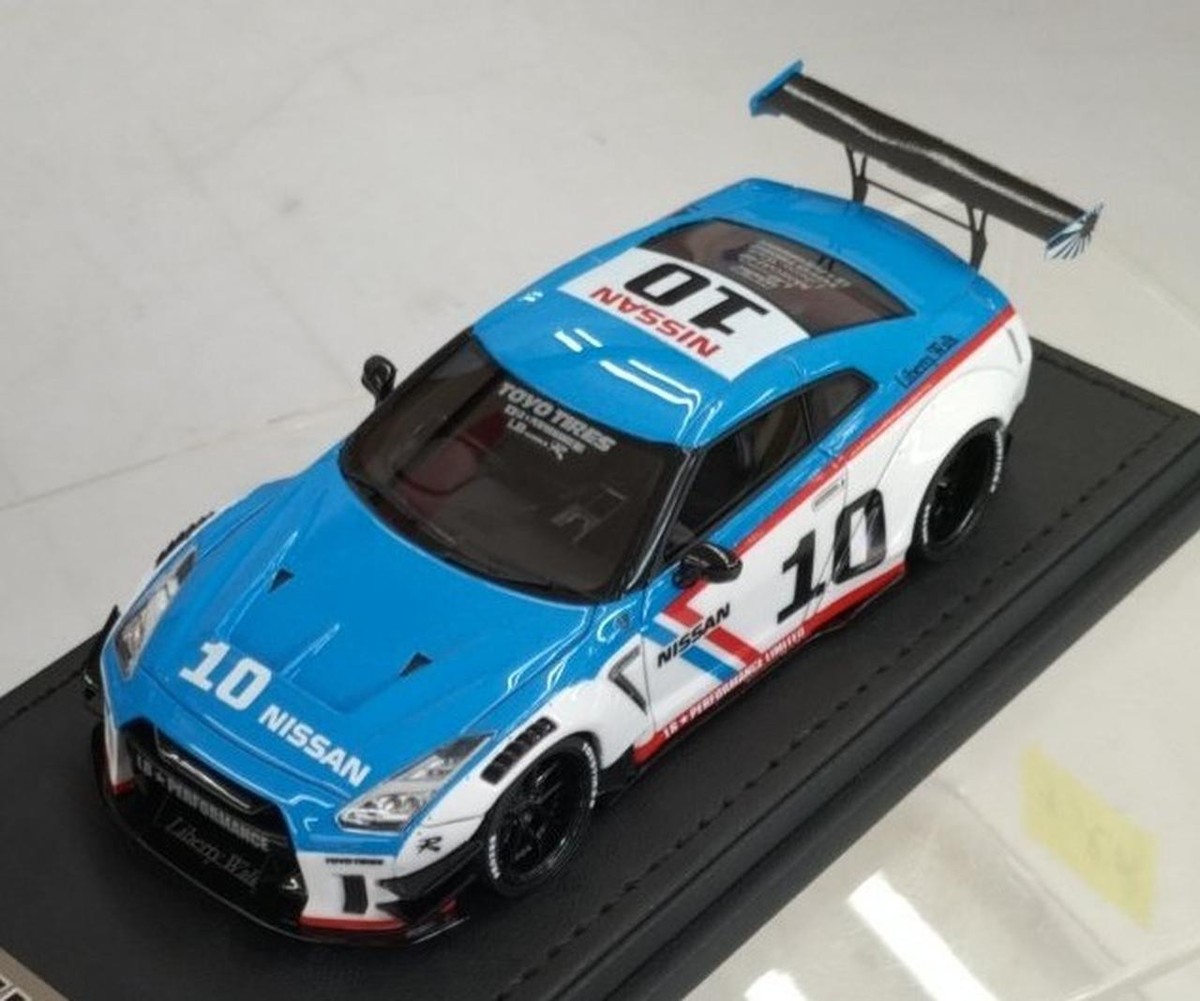 ignition model GT-R ホワイト 1/43 Ignition Model 1:43 Nissan GT-R (R35) LB-WORKS Type 2 in