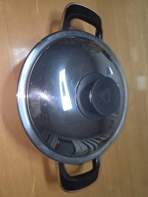 AMC   Topf mit Deckel 1,2 L 20cm Durchmesser  - Bild 1 von 4