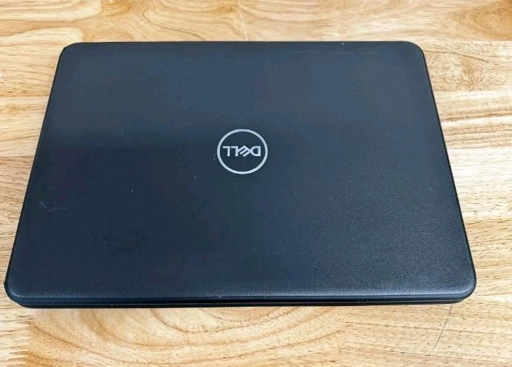 Dell Latitude 3300 13.3" Laptop Intel Core i3, 128GB SSD, 8GB RAM, Windows 11Pro - Image 2 of 4