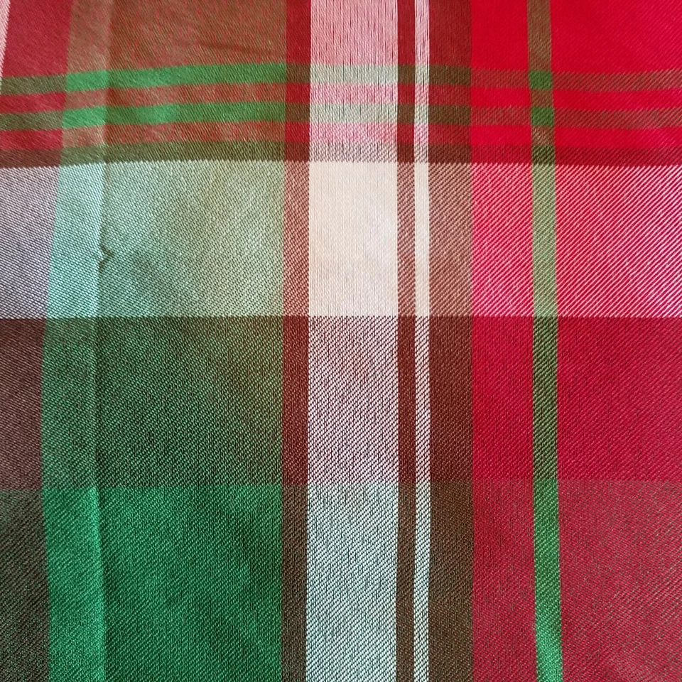 Holiday Christmas Vintage Red Bright Green Plaid Checkered Printed Tablecloth - Image 2 of 3