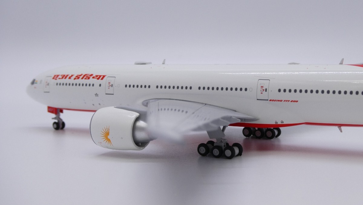 Air India B777-200(LR) Reg: VT-AEF JC Wings Scale 1:400