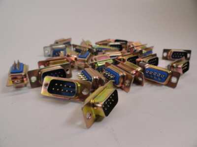 DB9 DB 9 D-Sub 9 Pin Solder Connectors - BLUE - LOT OF 27