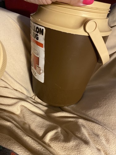 Vintage Gott Model 1502 Brown 1/2 Gallon Thermos Cooler Water Jug Tan Screw Top - Picture 10 of 13