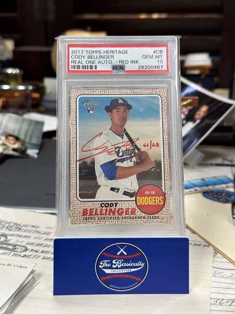 2017 Topps Heritage Cody Bellinger Red Ink Real One Rookie Autogramm #61/68 PSA 10