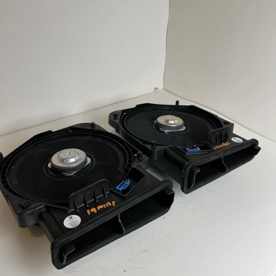 2019 MINI COOPER FRONT LEFT RIGHT SUBWOOFER SPEAKER 9275995 9275996 OEM - Image 4 of 4