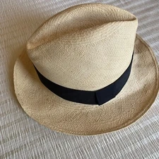 Genuine Montecristi Panama Hat Beige Made in Ecuador with Balsam Wood Box Incl.