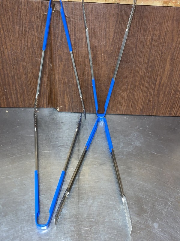 4 Edlund 1-1/2 Inch Tongs Versagrip Length 16 Inch Blue Handle Stainless Steel