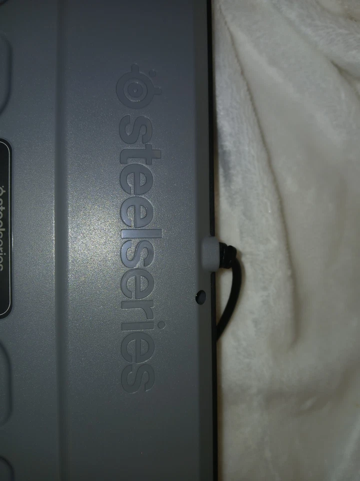 SteelSeries Apex 100 Blue LED Backlit Gaming Keyboard Model KB-00004 Tactical - Image 2 of 4