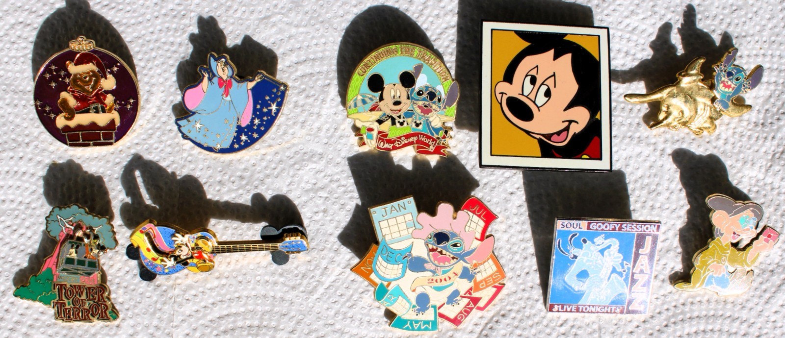 10 verschiedene Disney Pins - manche Limited Editions (Set3)