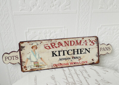 Blechschild Metallschild Grandma's Kitchen Großmutters Küche kochen 50x13cm