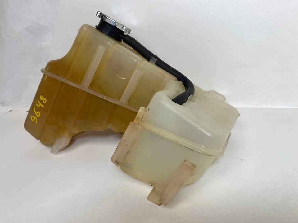 Botella de recuperación de refrigerante 04596466af Dodge 3,5 L para Dodge Challenger 2008-2010 Foto 3 de 4