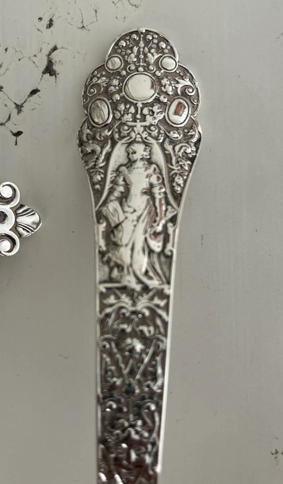 Antiguo cucharón de ostra sopa pequeña Medici plata esterlina Gorham 1880’s mono S Foto 2 de 4