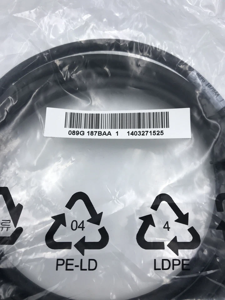 Display Port Cable E164571 AWM STYLE 20276 80C 30V Bizlink Technlg - Image 2 of 4