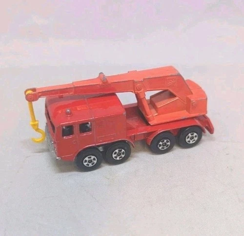 Matchbox Lesney Superfast No29 8 WHEELED CRANE TRUCK RARE RED/RED " code 3 ??