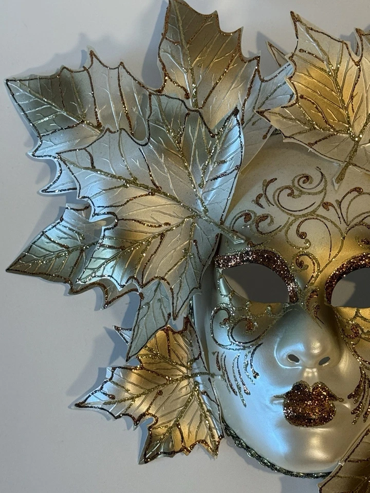 Authentic 1980s Handmade Venetian Carnival Mask Galleon Magnolia Design Italy - Image 3 of 4