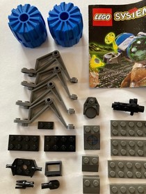 3 Lego Insectoids: 6905 Bi-Wing, 6837 Cosmic Creeper, 6817 B. Buzzer-all 100%