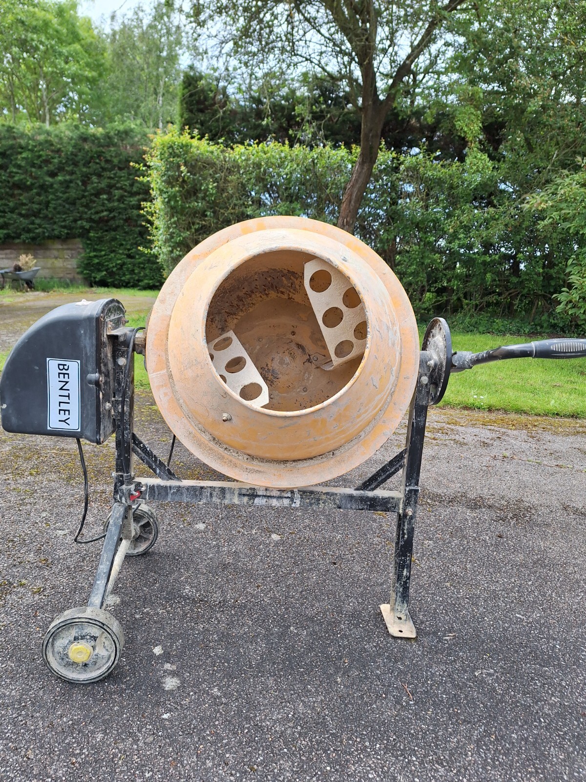 CHARLES BENTLEY PORTABLE ELECTRIC CEMENT/CONCRETE MIXER USED eBay