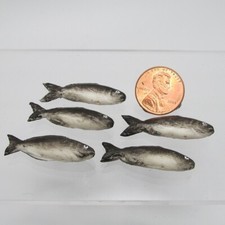 Dollhouse Miniature Set of 5 Fish G6380
