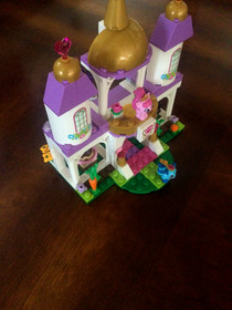 LEGO Disney: Palace Pets Royal Castle (41142) W/INSTRUCTIONAL MANUAL 100% COMPLE
