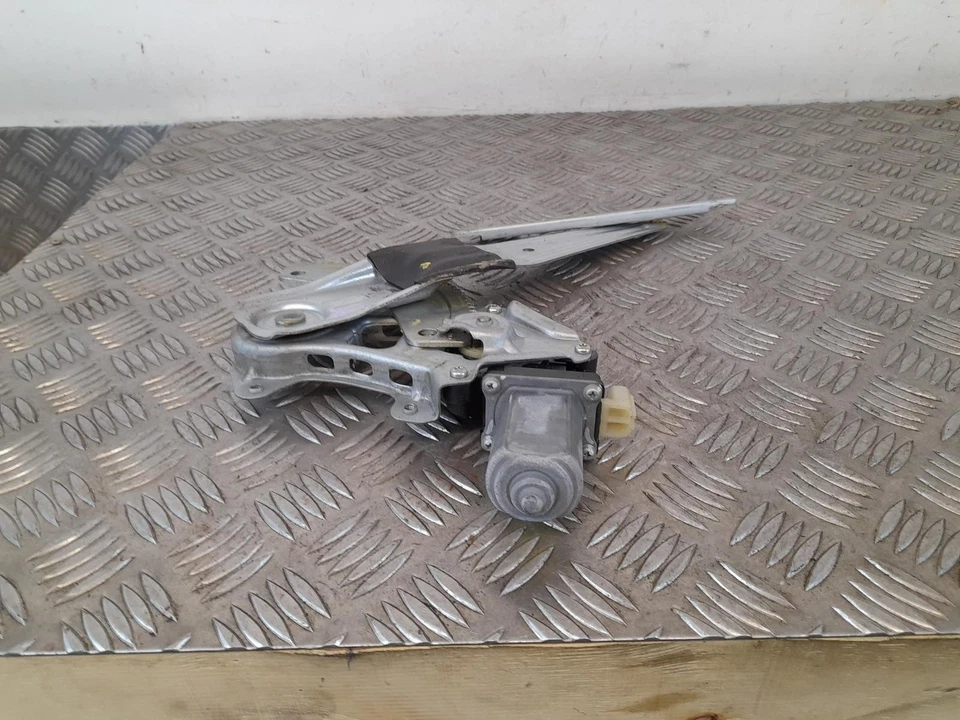 Nissan Note Right Driver Rear Window Regulator Mechanism 2013-2017 827003VV0A — 第 3/4 张图片