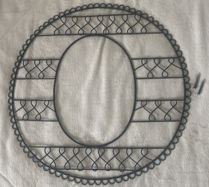 Pottery Barn Teen PB Wire Wall Letter “O” Metal Black Picture Keepsake Holder