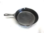Vintage 1058Z Wagner Ware Sidney -O- #8 (10 1/2) Cast Iron Skillet Cleaned