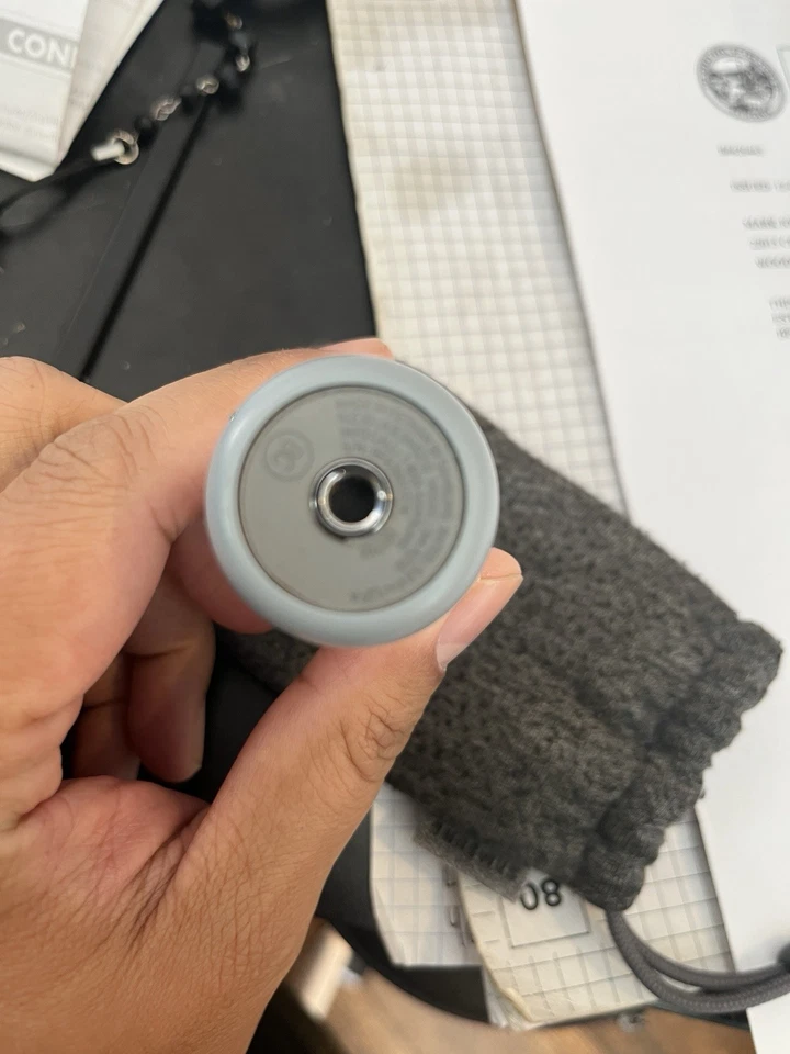 SAMSUNG Gear 360 (2017 Edition) Spherical Cam 360° 4K Camera - White SM-R210 - Image 3 of 4