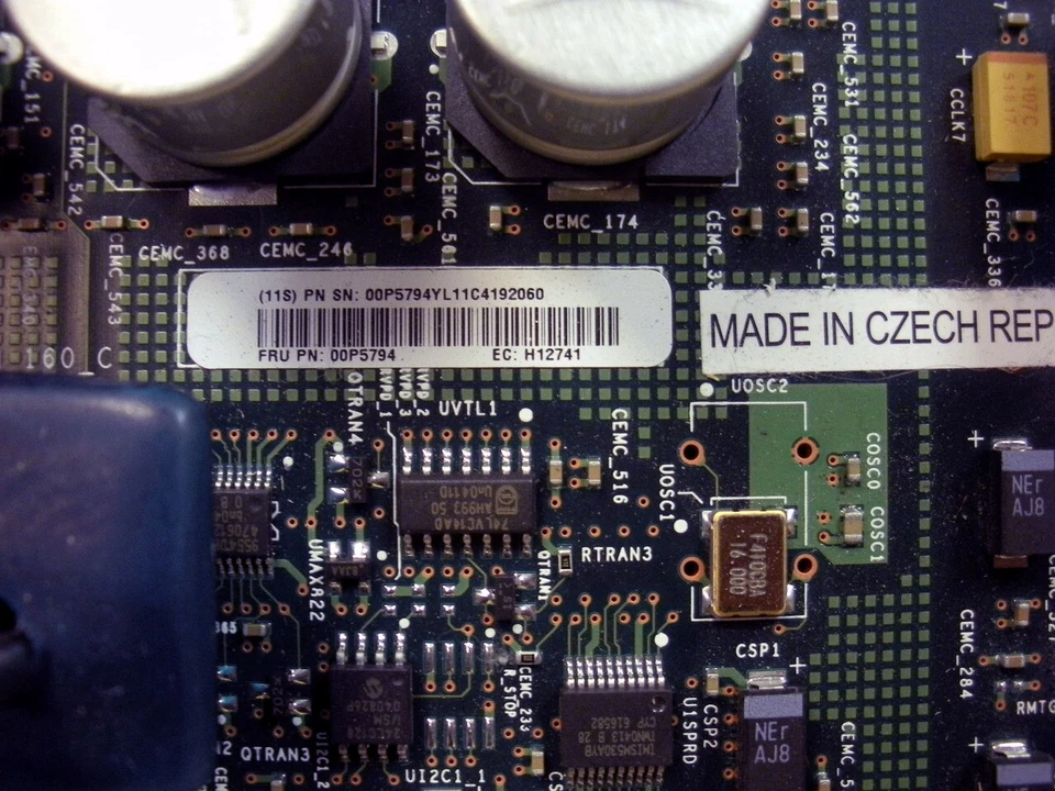 IBM 00P5794 09P3876 System Backplane Assembly for 7038-6M2 - Image 3 of 3