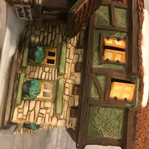 Department 56 "Old East Rectory" Dickens Village Series #58322 1997 - Picture 7 of 9