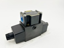 New Parker D3W20DNYC5 30 Directional Control Solenoid Valve 5000PSI .75A No Box