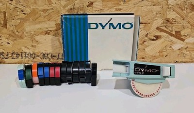 Vintage Dymo 1700 Präge Etikettendrucker 9 mm mit viel Klebeband funktioniert verpackt