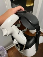 Oculus Quest 2 256GB Advanced All-in-one VR Headset – White (301-00351-01)