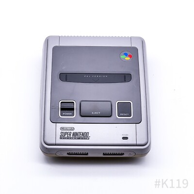 Vintage SUPER NINTENDO ENTERNAINMENT SYSTEM SNSP-001A (FRG) | Grau