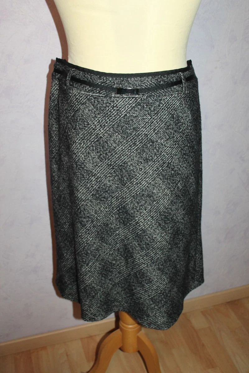 JUPE DOUBLEE FEMME 28 LAINE GERRY WEBER TAILLE 48. PROCHE