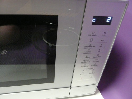 Panasonic NN-GT47KMGPG Inverter Sensor Mikrowelle mit Grill 31L 1000 W Silber - Bild 3 von 12