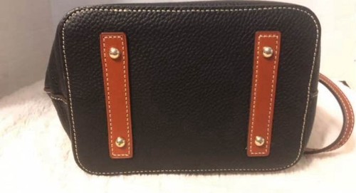 Beautiful Dooney And Bourke Pebble Grain Drawstring - Picture 5 of 17