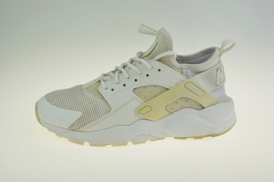 nike huarache junior size 5