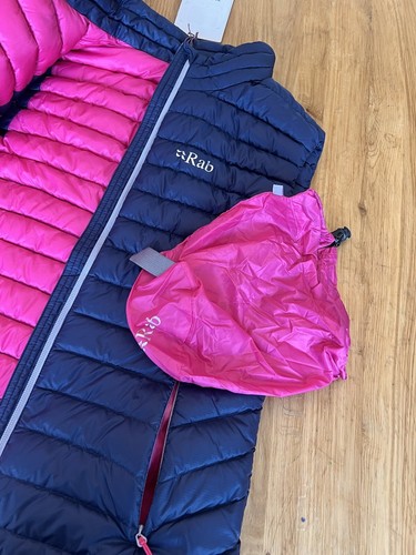 RAB Women's Microlight Down Puffer Vest Gilet Pertex Navy Size Small UK 8 NEW. - Picture 9 of 9