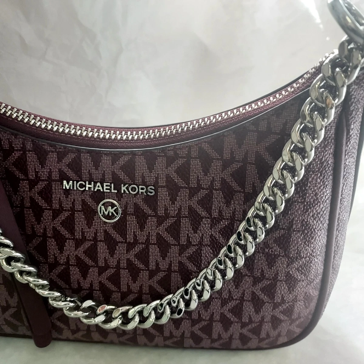 Pochette mk 2025