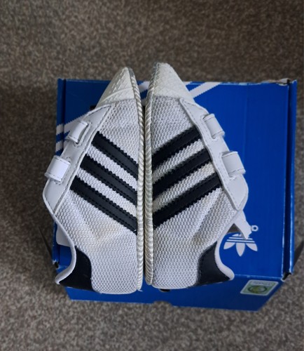 Baby ADIDAS Superstar Mesh Crib Fabric Trainers & Original box Size 4K - Picture 3 of 8
